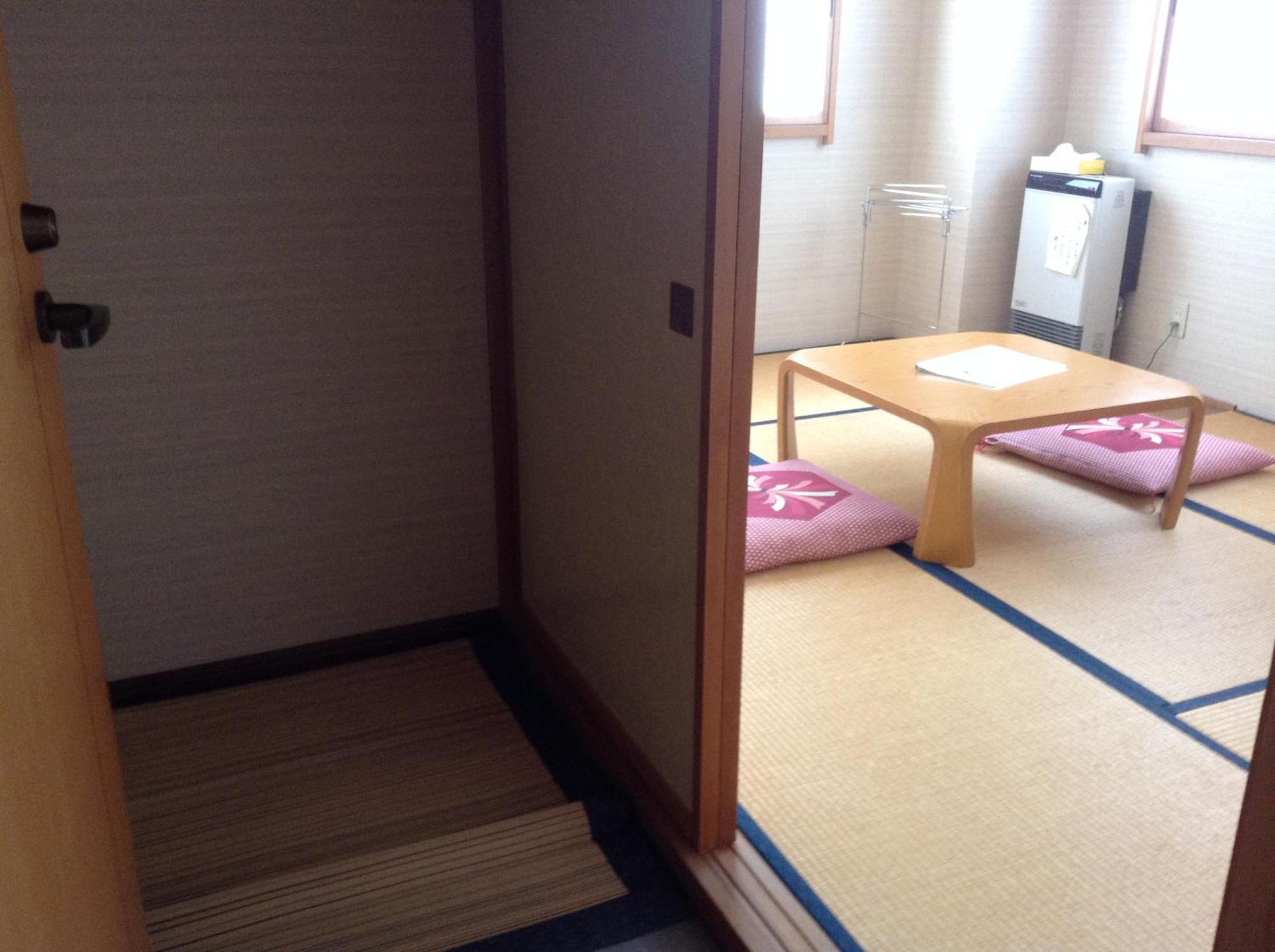 Peanuts House Kumakuma Hotel Nozawaonsen Room photo